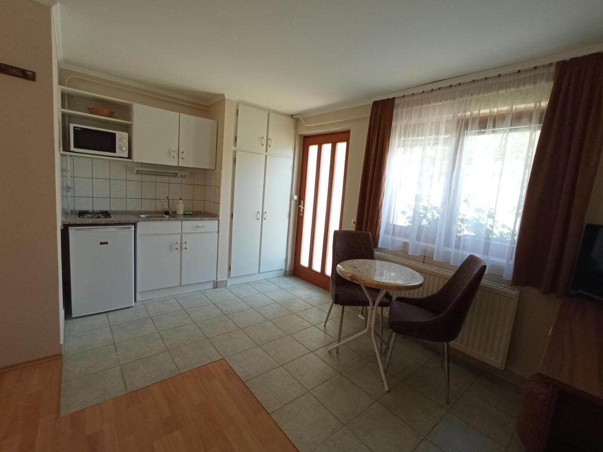 Markal Apartman Hévíz Buitenkant foto
